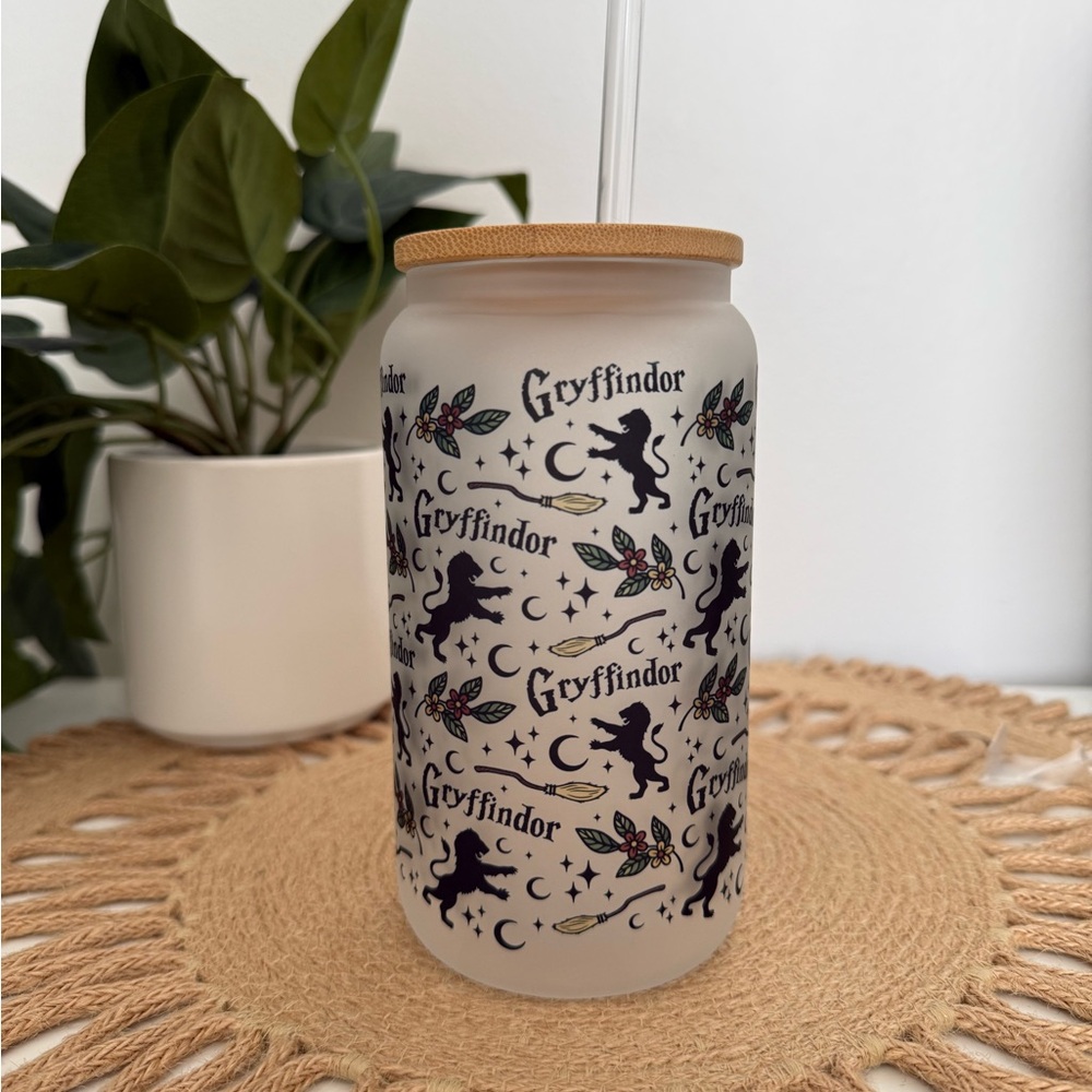 Harry Potter Hogwarts House Gryffindor Glass Tumbler 🪄